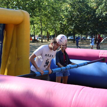 Baby foot géant 